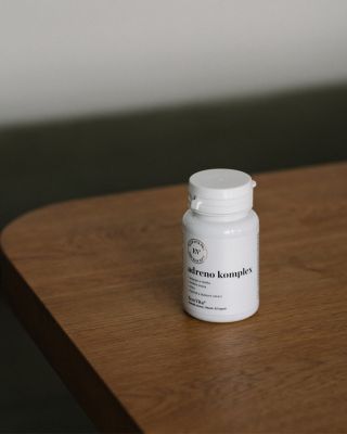 Podzimní únava je normální 🍂 Krátké dny, méně slunce a hektické tempo – to všechno naše tělo vyčerpává. Výsledkem je, že...